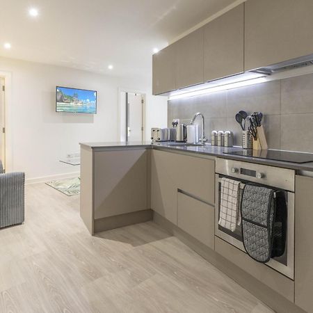 Linacre 11 - Modern 2 Bed Behind The Cathedral With Free Parking And Fast Wifi Apartment Exeter Bagian luar foto